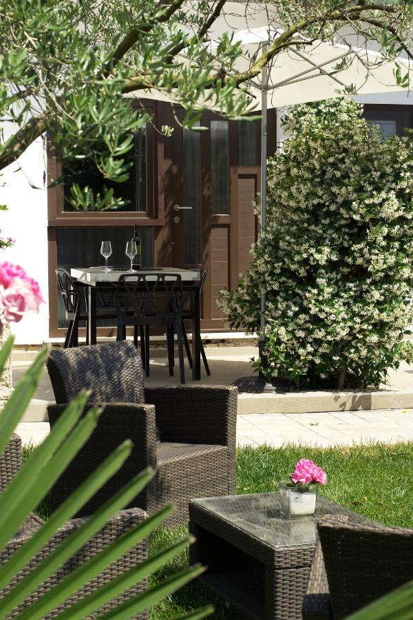 Wine Garden Holiday Home Pula Exterior foto